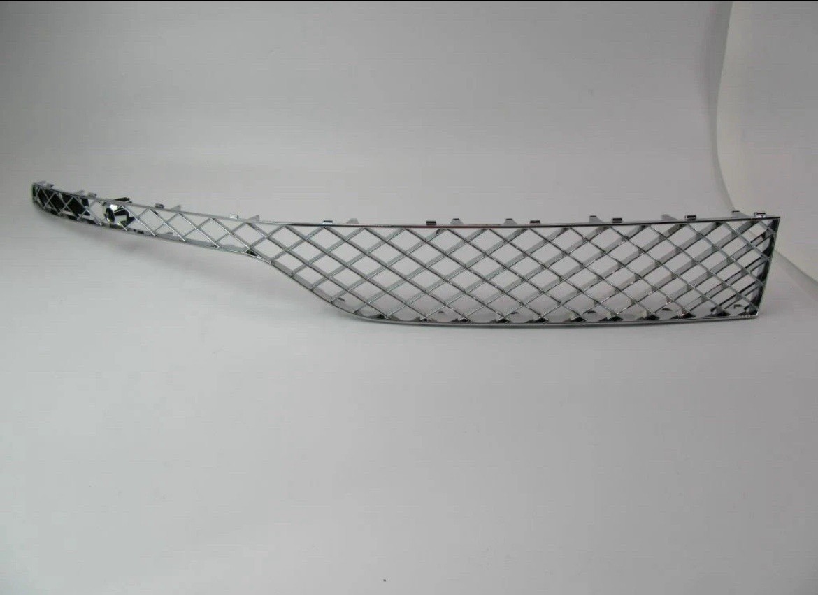 Bentley Bentayga front bumper center grill set 2pcs (L+R)
