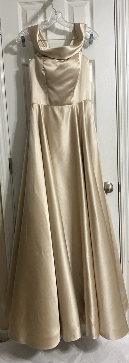Satin Gold Sleeveless Bridesmaid Dresses for sale