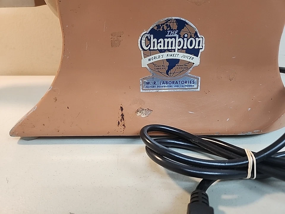 Exprimidor The Champion World's Finest Exprimidor Modelo G5-NG-853S PROBADO ALMENDRA FUNCIONANDO Foto 4 de 4