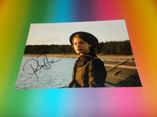 Paula Beer Film signed  signiert Autogramm auf 20x28 Foto in person