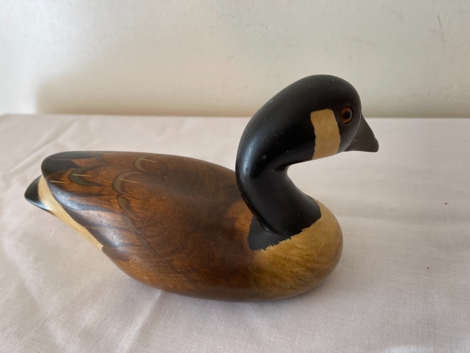 1982 Hand Carved Canada Goose C. Swinehart Wooden Bird Factory Original