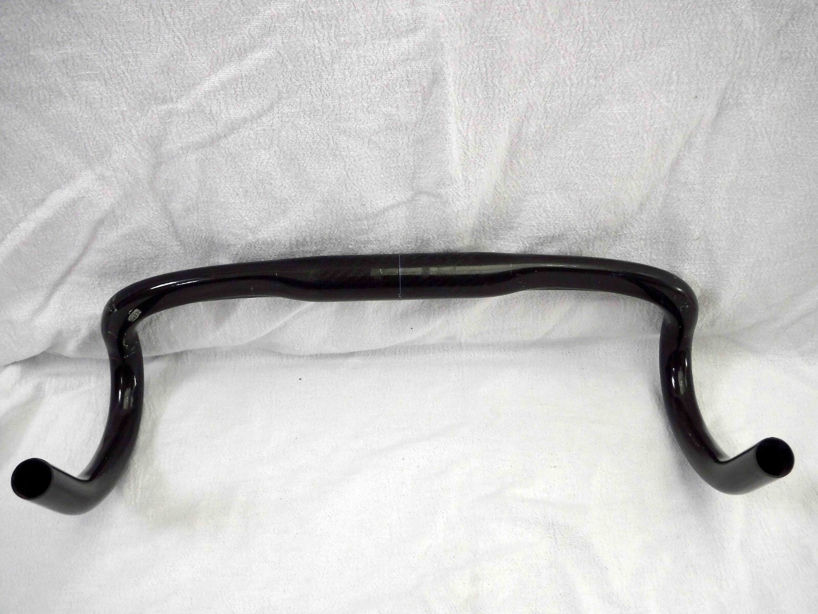 Reynolds Ouzo Pro Anatomic Full Carbon Drop Handlebar 227gr 31.8mm Length: 420mm