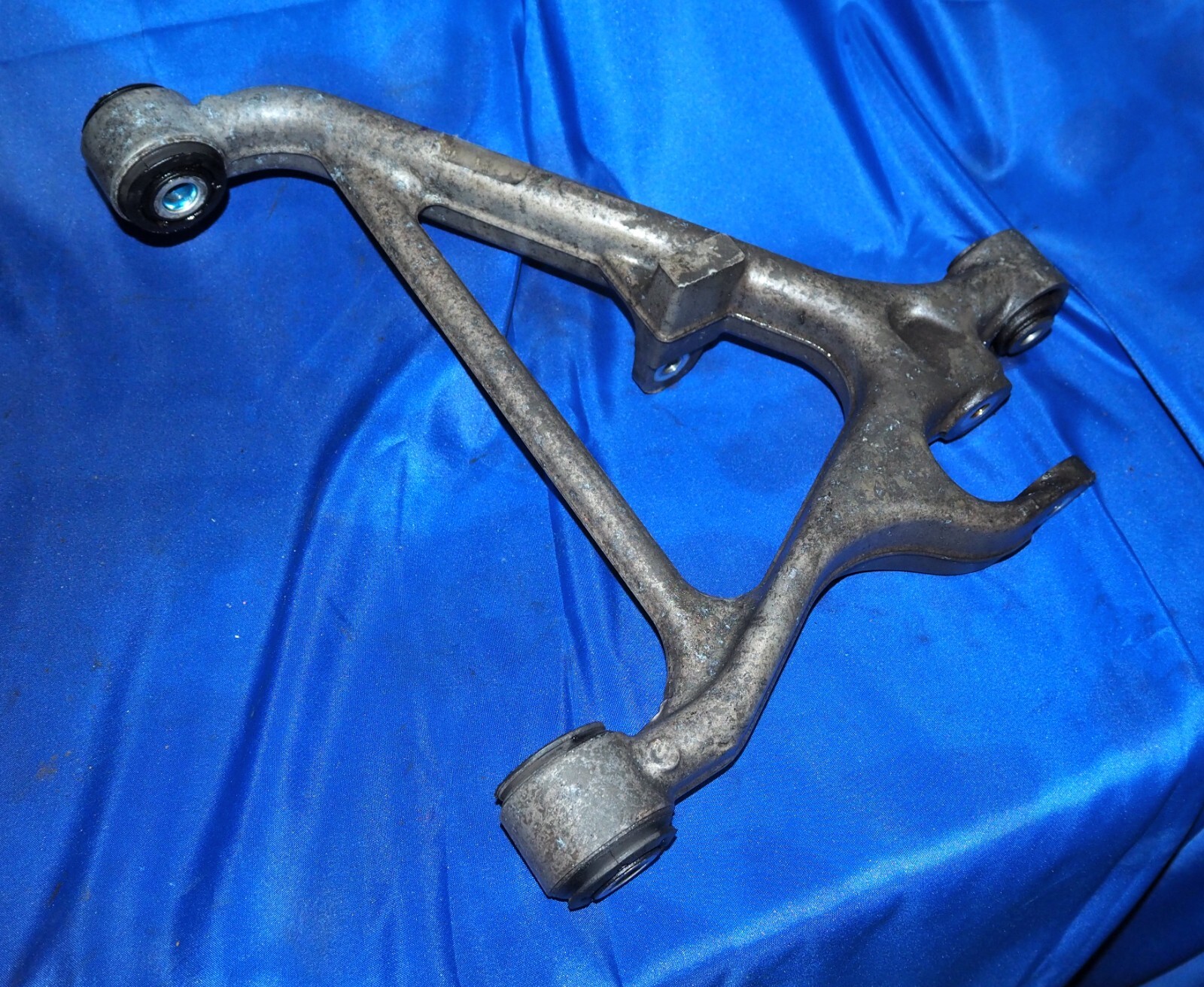 2010-2020 Aston Martin Rapide Rear Right Lower Control Arm OEM Nice! W/Warranty