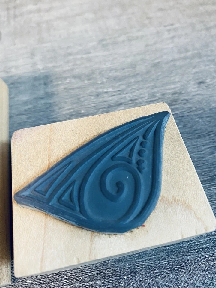 2 estampillas de goma vintage en bloque de madera magenta diseño geométrico azteca Foto 4 de 4