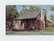 Postcard Old Matt's Cabin "Shepherd of the Hills" Missouri USA