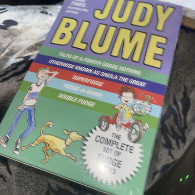 JUDY BLUME THE COMPLETE SET OF FUDGE 5 PAPERBACKS BOX SET Fast FREE Shipping~