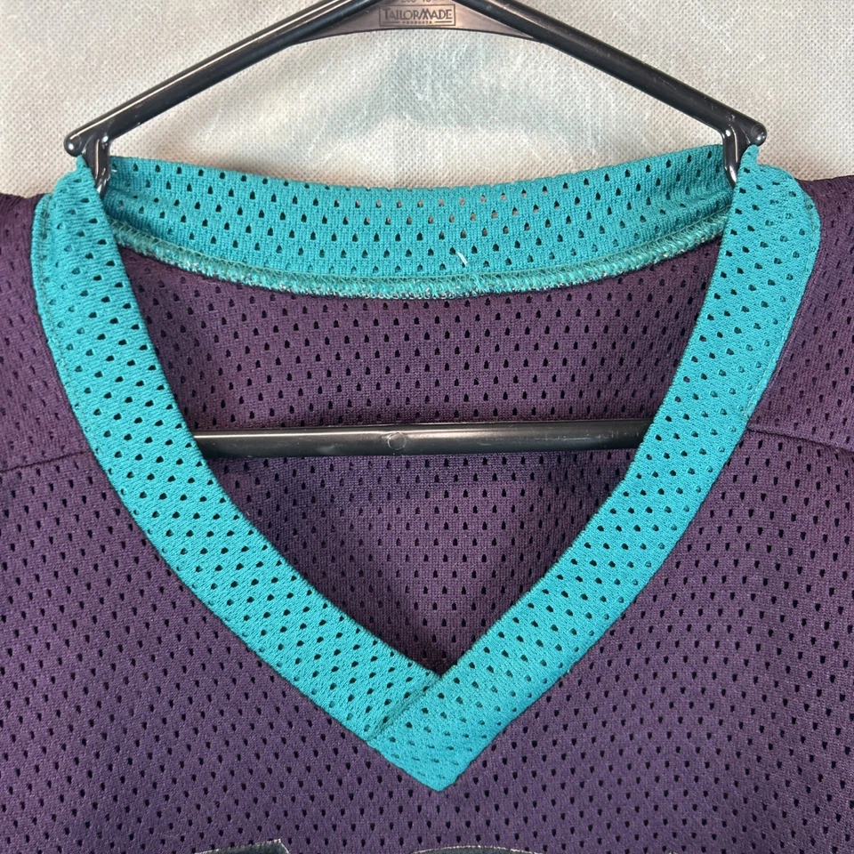 Camiseta deportiva vintage de los Mighty Ducks para hombre años 90 púrpura Anaheim NHL hockey XL transpirable Foto 4 de 4