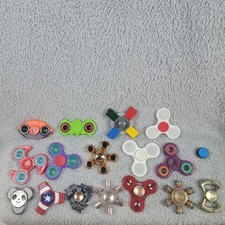 Fidget Spinners Toy Lot Of 16-- 7 Metal And 8 Plastic/metal And 1 Lego Spinner