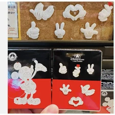 Authentic Disney mickey mouse mystery pin box 2boxes Disneyland 2025