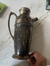 Vintage Cocktail Pitcher Shaker! Poole silver company silver plate Nice patina