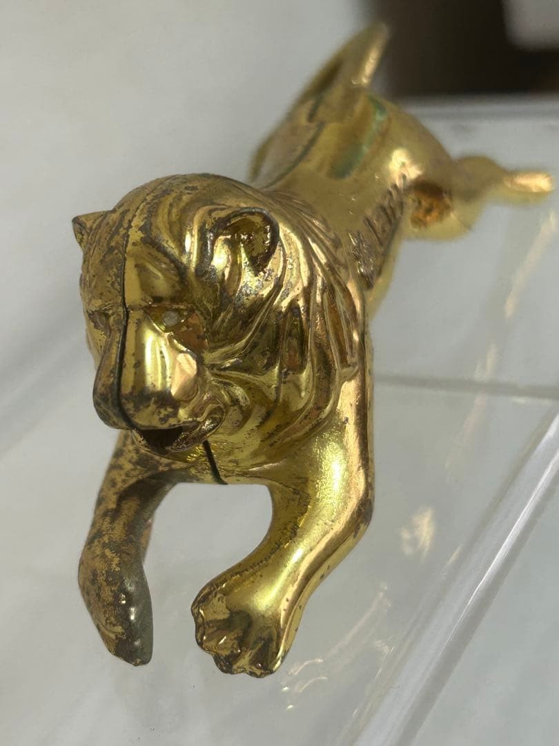 Lion Metal Lighter, Realistic Lion Design, Gold Finish, Vint