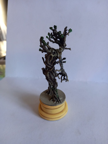 Eaglemoss Lord Of The Rings lovely Hand Painted Ent Figure New Boxed - Picture 3 of 9