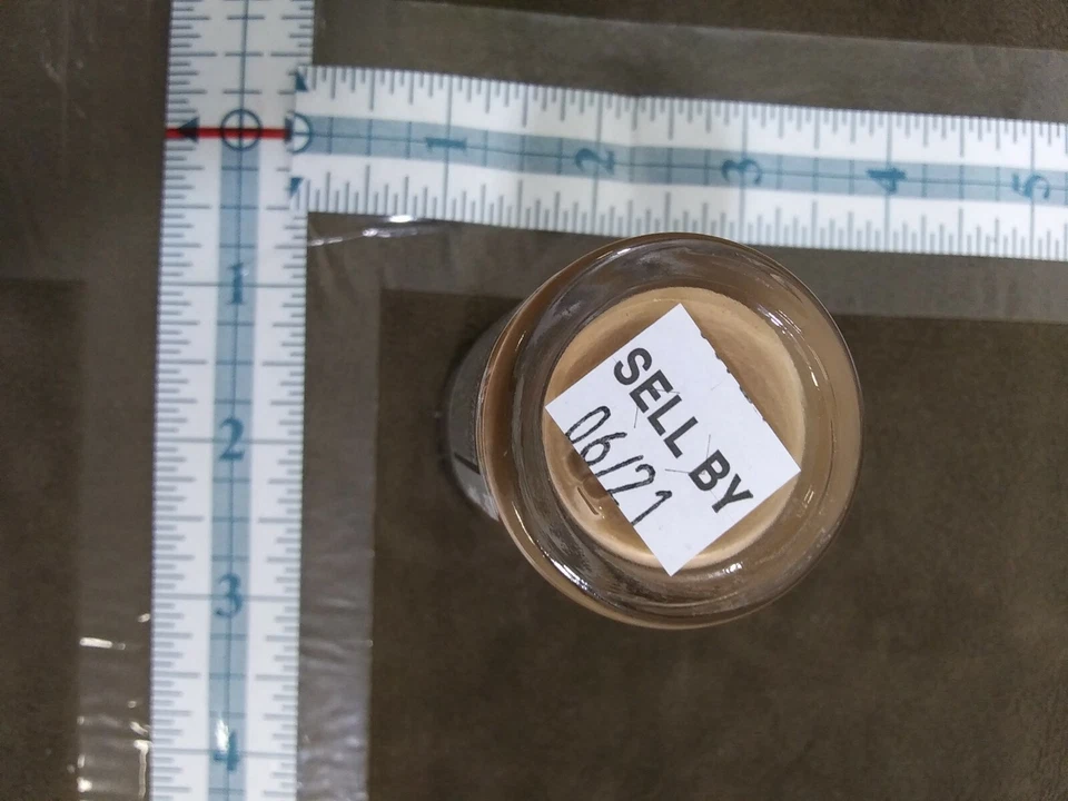 Neutrogena Healthy Skin Liquid Makeup 105 caramel - Image 4 of 4