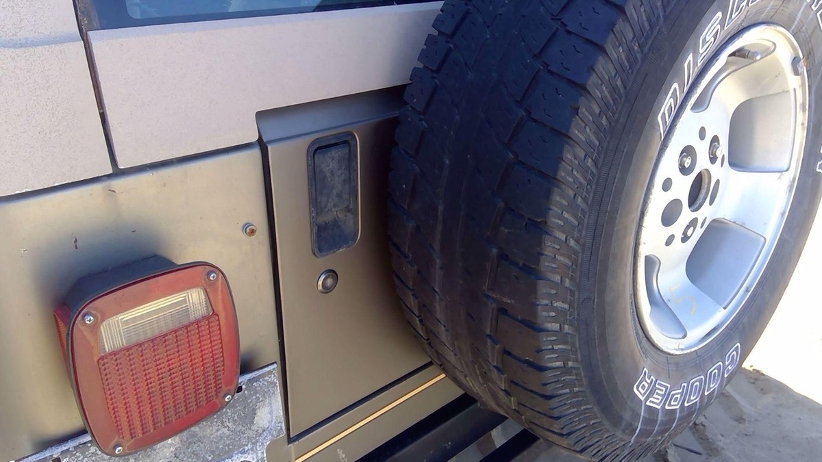 jeep wrangler jk リアゲート パネル リアゲート スムージング