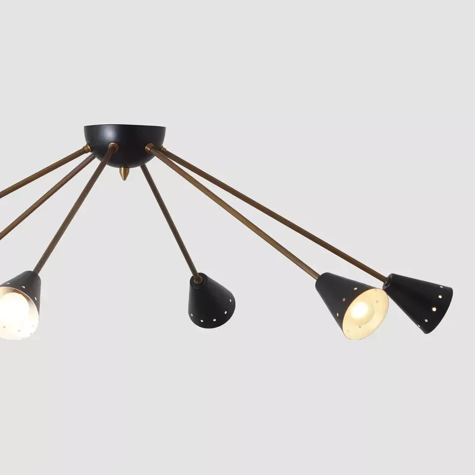 Lámpara de araña moderna de latón de 6 brazos Sputnik de montaje empotrado. Sputnik Foto 4 de 4