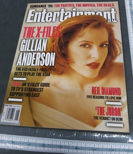 Entertainment Weekly FEBRUARY 1996 Gillian Anderson X-Files - Picture 1 of 4