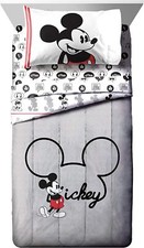 Disney Mickey Mouse "Jersey" Kids Reversible Bed Set-AB01BX7FVPC6