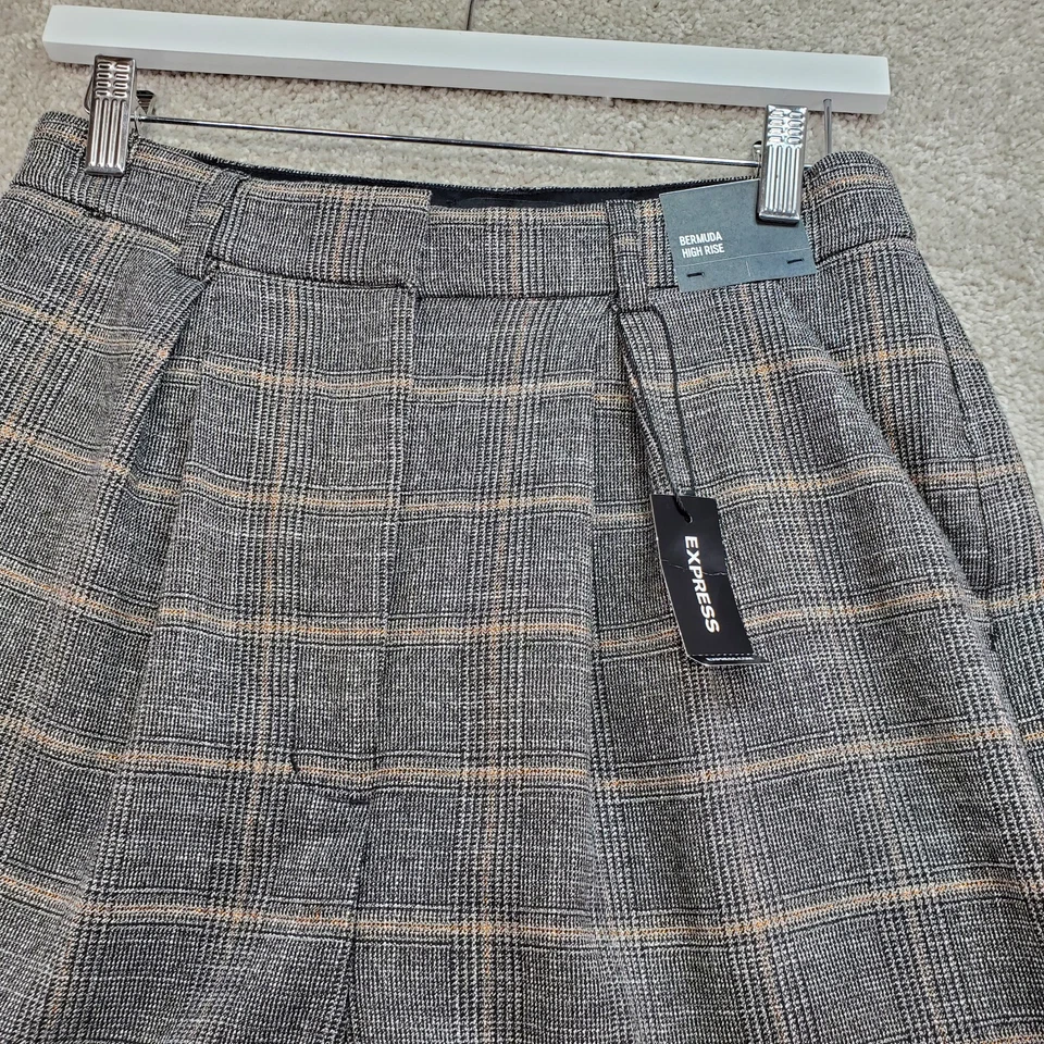 Express Bermuda Shorts Women's 6 Gray Plaid Stretch Pleated Front Slash Pockets - Image 2 of 4