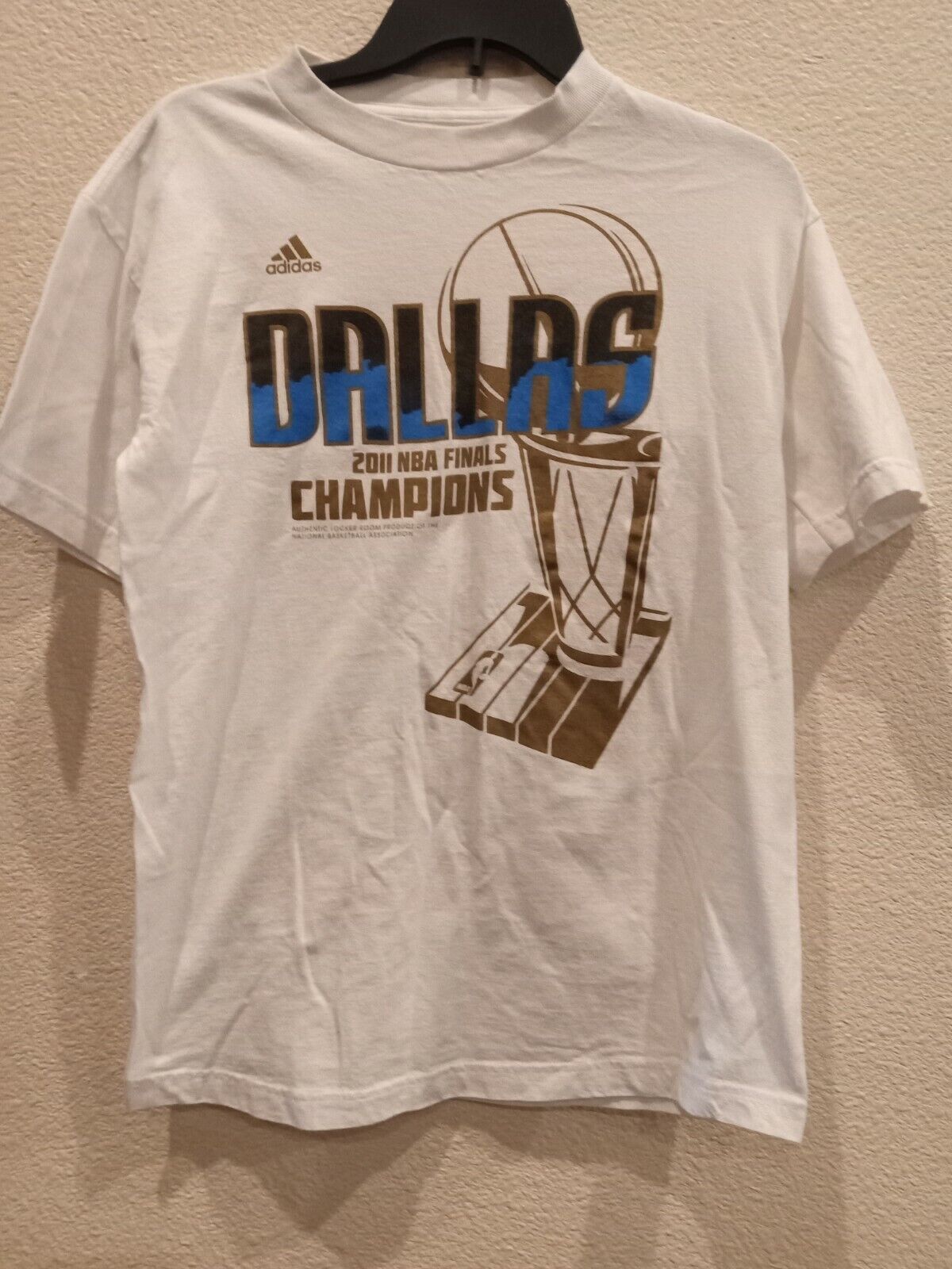 basura cocina Marcado Adidas 2011 Dallas Mavericks NBA Championship Men's White Size Medium Shirt  | eBay