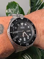 Seiko SKX007 7S26-0020 Automatic Diver Tastefully Refurbished Jubilee 200m