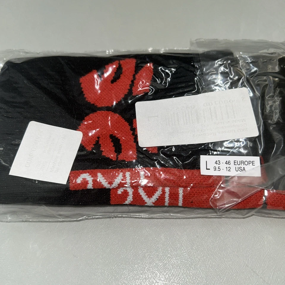 2XU Recovery Compression Socks - Size Large 9.5–1R USA Euro 43–46 new Black/Red - Image 2 of 4