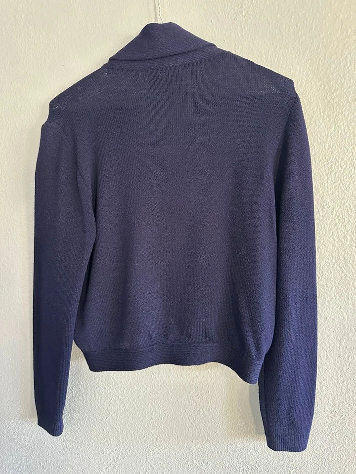 Suéter tejido recortado azul marino St John 8 Preppy Coastal GrandmaCore Foto 4 de 4