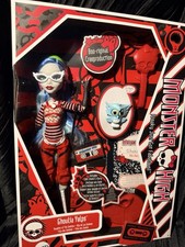 Monster High Ghoulia Yelps Creeproduction MH Doll New in Box Mattel