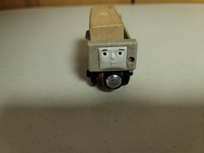 Thomas Wooden Railway Gray Flip Top Troublesome Truck Train Magnetic Cargo