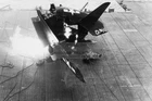 CURTISS SB2C HELLDIVER CRASH USS SHANGRI-LA 1945 WW2 4X6 PHOTO