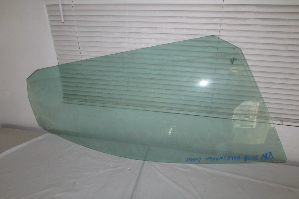 Volkswagen Rabbit 2006-2009 2 puertas ventana cristal puerta pasajero delantero derecho OEM Foto 4 de 4
