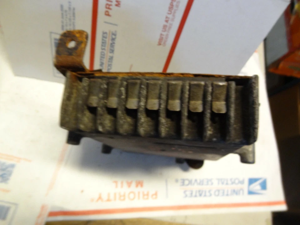 2000 Dodge Intrepid 300M LHS TCM TRANSMISSION COMPUTER MODULE 4606517AD - Image 4 of 4