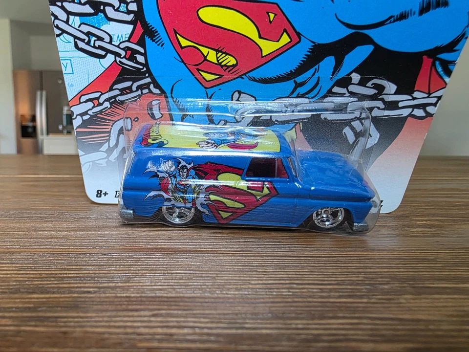 Hot Wheels Premium - DC Comics Superman - Assortment of 3 (2011-2021) - Image 2 of 4