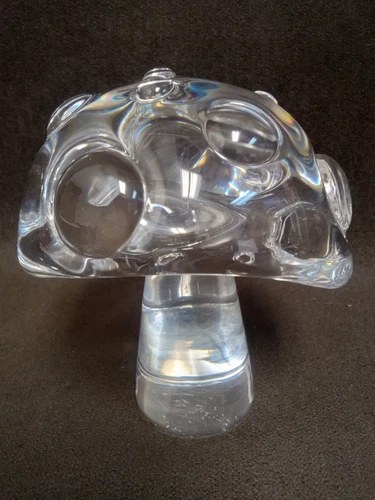 Steuben Signed Art Glass Mushroom, Beautiful Design Desk Decor