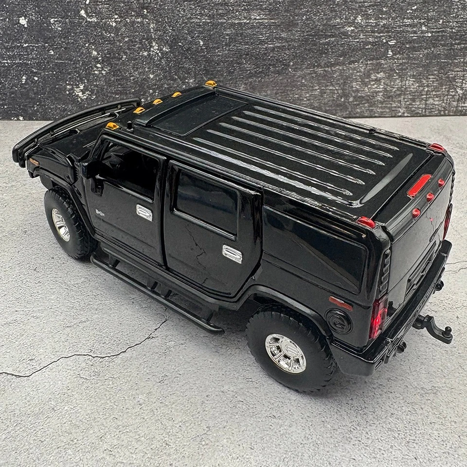 2003/2009 Hummer H2 Black - 1:32 Scale - With Light - Sound - Box - Image 4 of 4