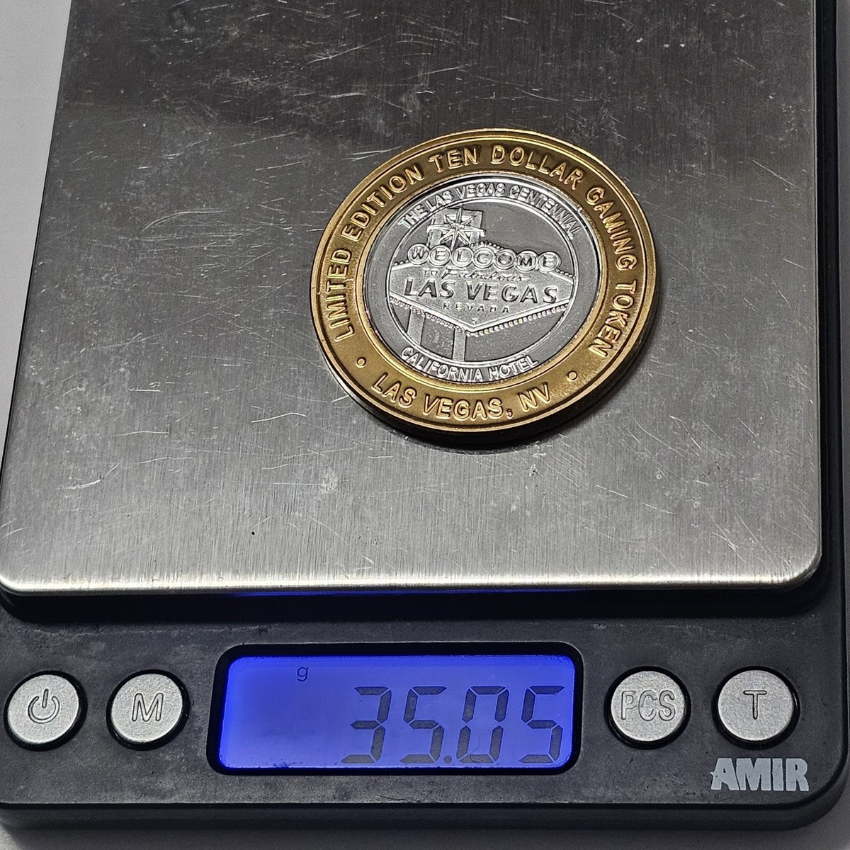 ラスベガス $10 シルバーストライク MCCARRAN 1958 McCarran Airport $10 Silver Strike Token 1996 Las Vegas Sign Round