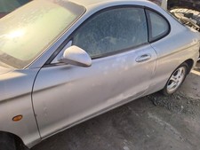 Porte avant et accessoires Hyundai COUPE