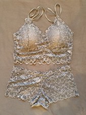 Women’s Gray Lace Floral Semi-Sheer Wireless Bralette Bra & Hipster Panty Set M