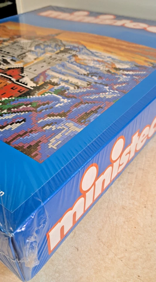 Rare Ministeck CASTLE Pixel Mosaic Puzzle 10,000 pcs Factory sealed - Image 4 of 4