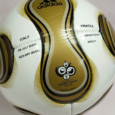 Official Adidas Teamgeist FIFA World Cup 2006 Germany 4 Piece Ball