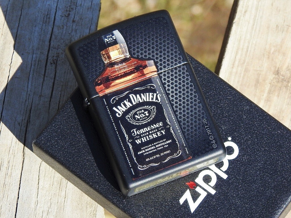 Zippo Lighter - Jack Daniels Bottle - Old No. 7 - Tennessee