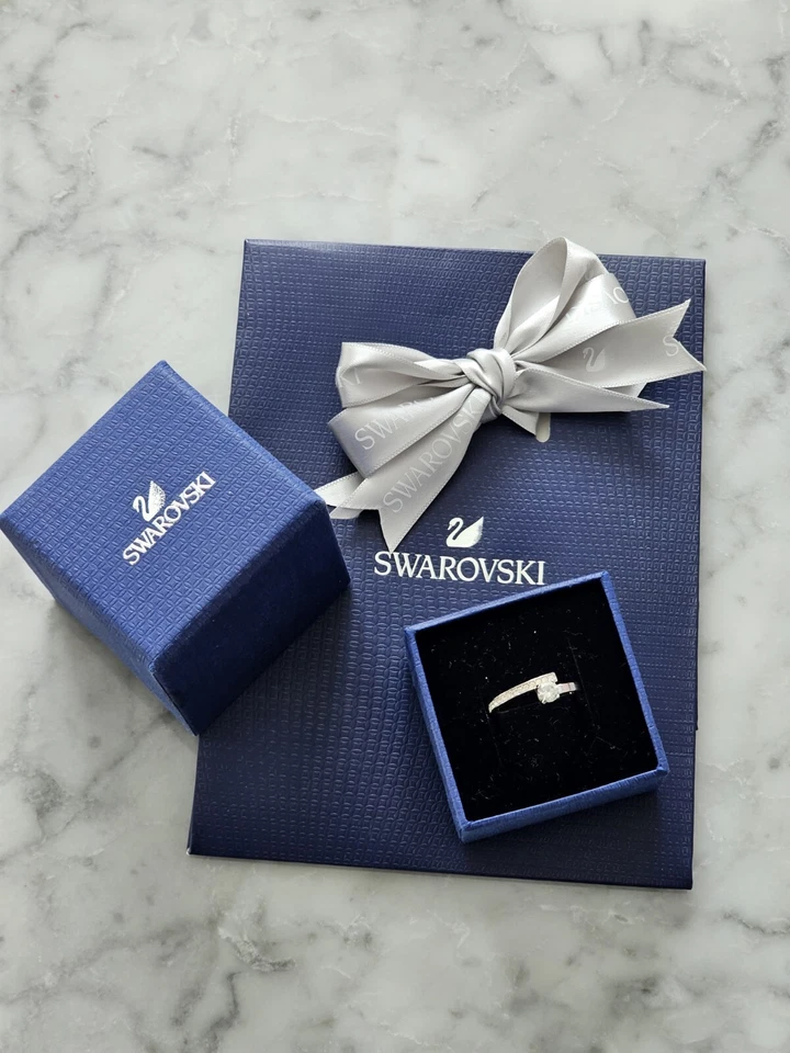 Original SWAROVSKI Damen Ring 55 Silberfarben Solitär-Ring 