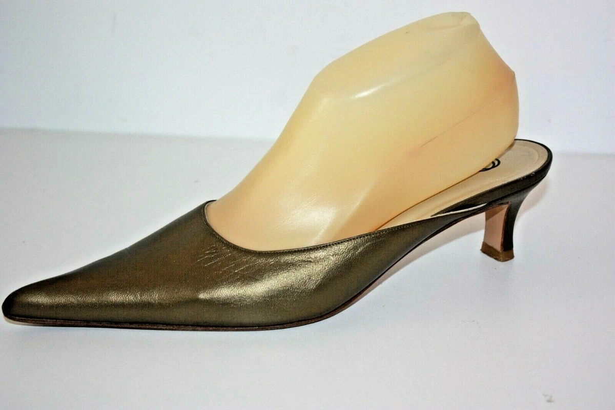 Bronze court deals shoes