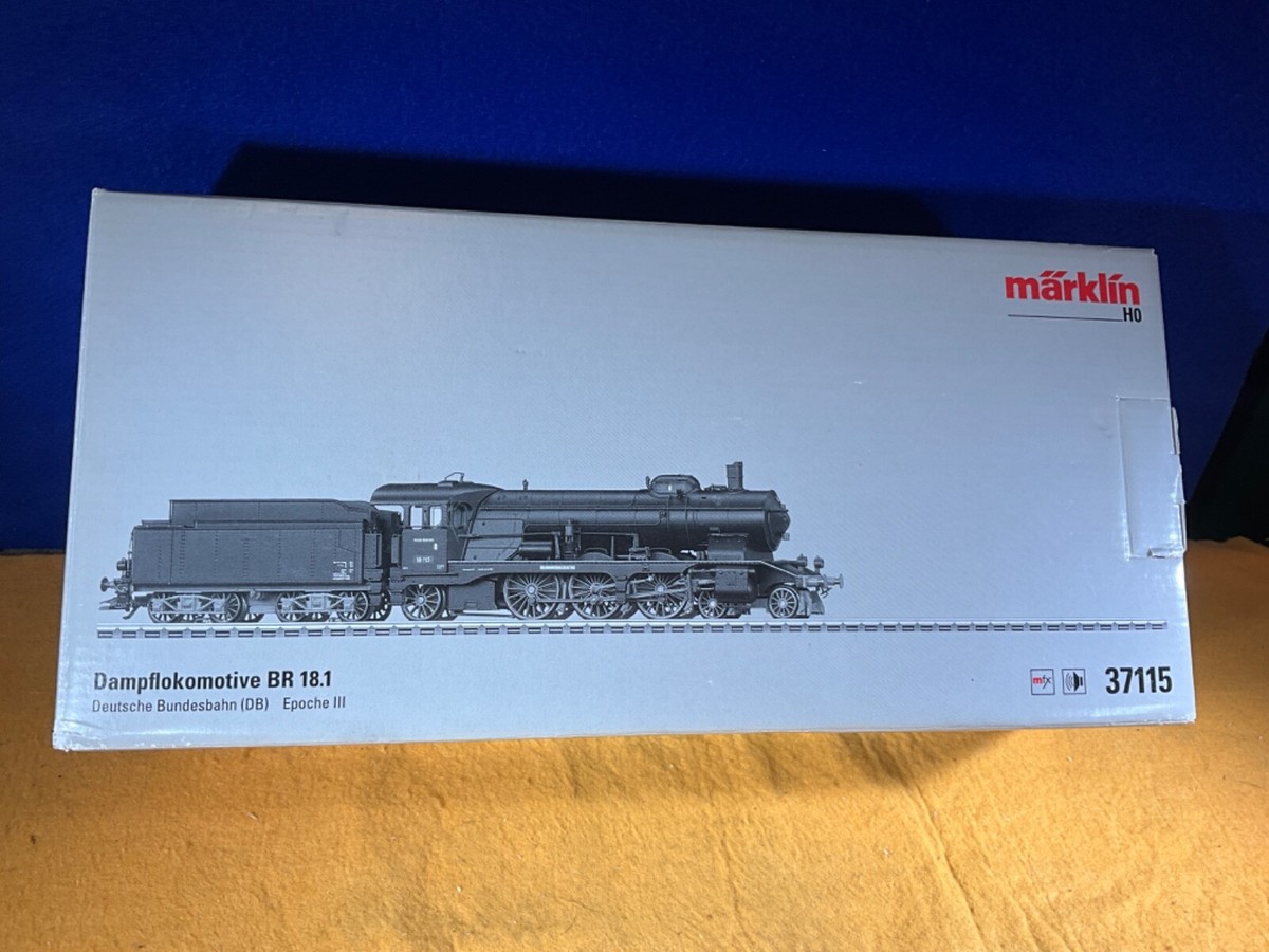 N11-26 TRAIN ENGINE - STEAM LOCOMOTIVE - BR 18.1 - HO SCALE