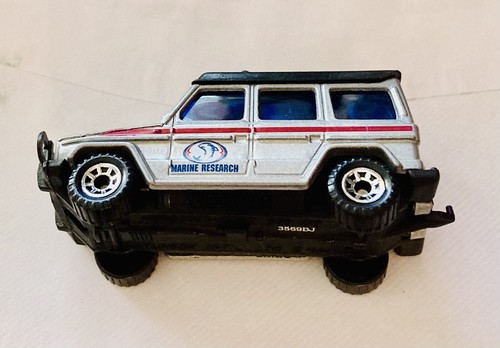 ๐ Matchbox 1999 Silver Mercedes-Benz 280 GE Marine Research Dolphin Truck ๐ - Picture 3 of 7