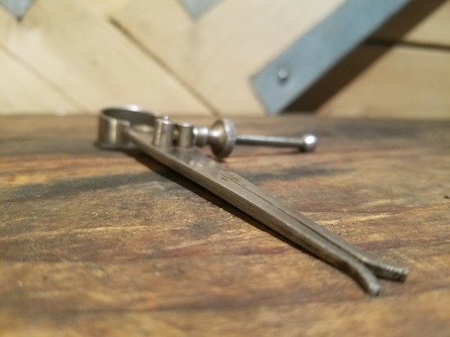 B&S Brown & Sharpe Mfg Co Spring Joint Inside Caliper 4" #812 USA Swanky Barn - Picture 6 of 12