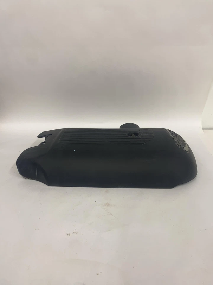 GMC Sierra 1500 2003 cubierta de motor Vortec Foto 3 de 4