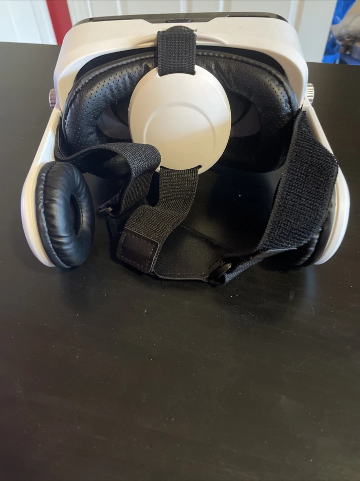 Auriculares Utopia 360° VR | Auriculares de realidad virtual 3D para juegos de realidad virtual y otros Foto 2 de 4