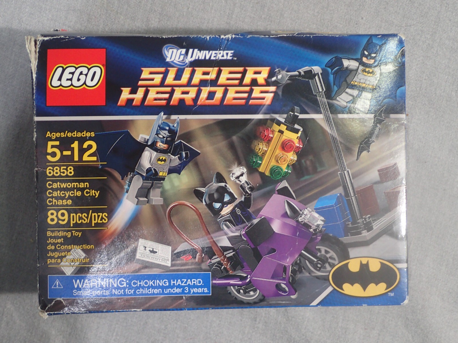 LEGO DC Super Heroes Catwoman Catcycle Chase Set 6858 Missing Pieces