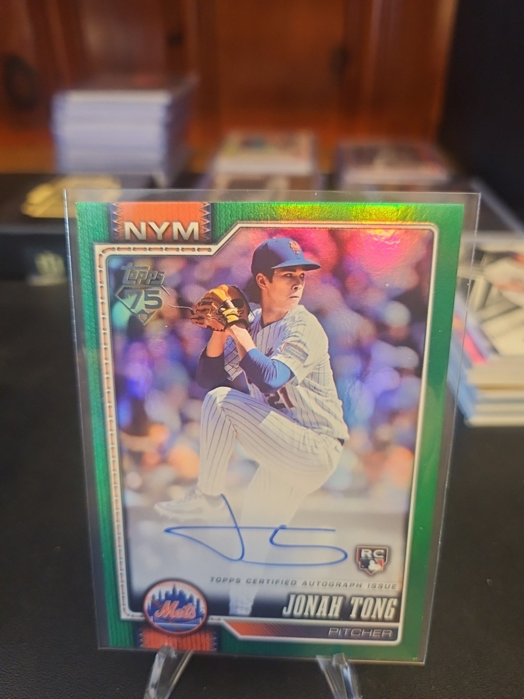 2026 Topps Series 1 Jonah Tong Flagship Real One Auto Green Foil /99 #4 Mets RC