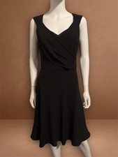 ANN TAYLOR LOFT Women’s V-Neck A-Line Sleeveless Black Dress Size 6